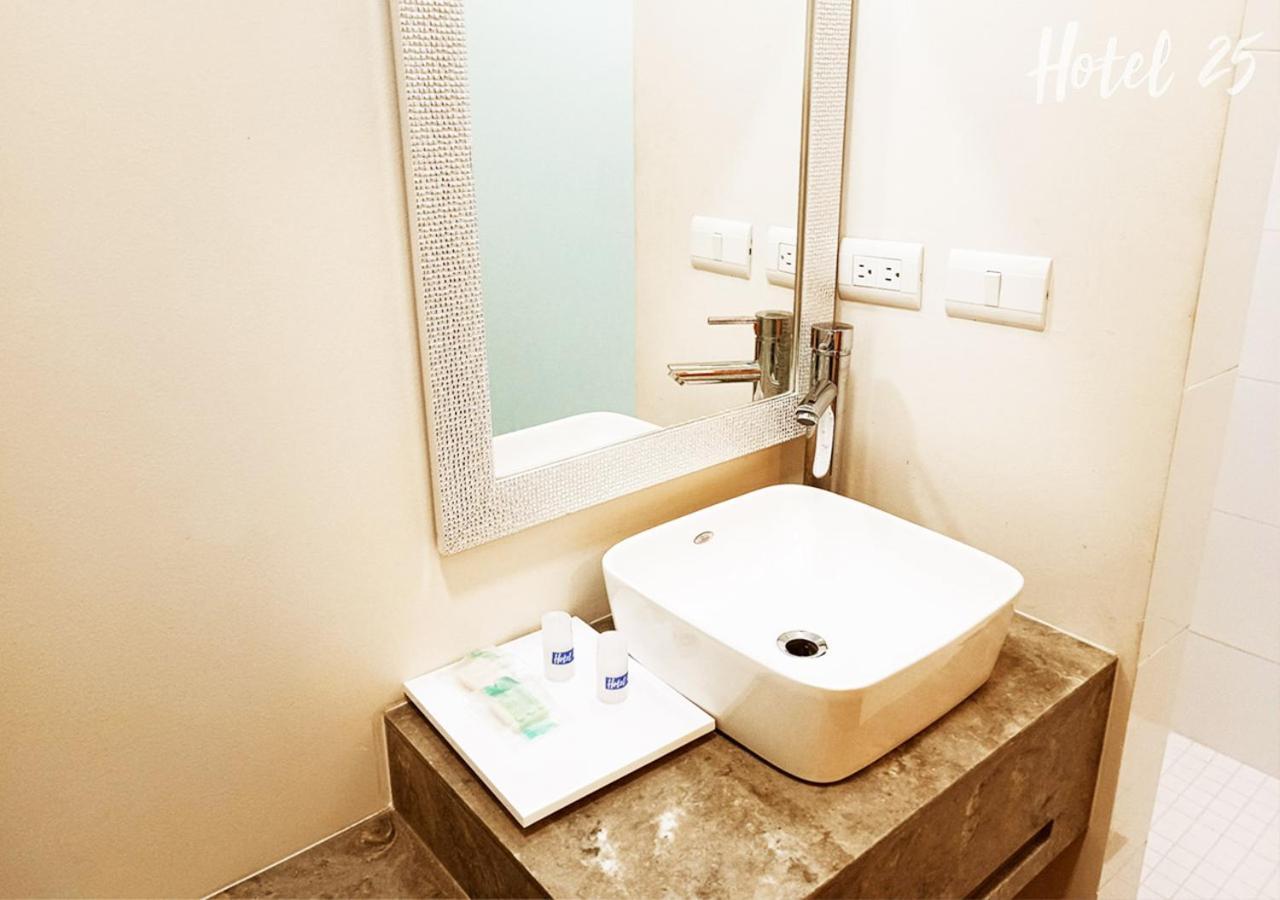 Hotel25 Monterrey Zewnętrze zdjęcie