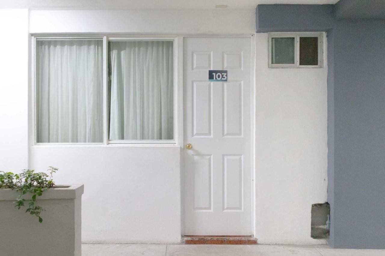 Hotel25 Monterrey Zewnętrze zdjęcie